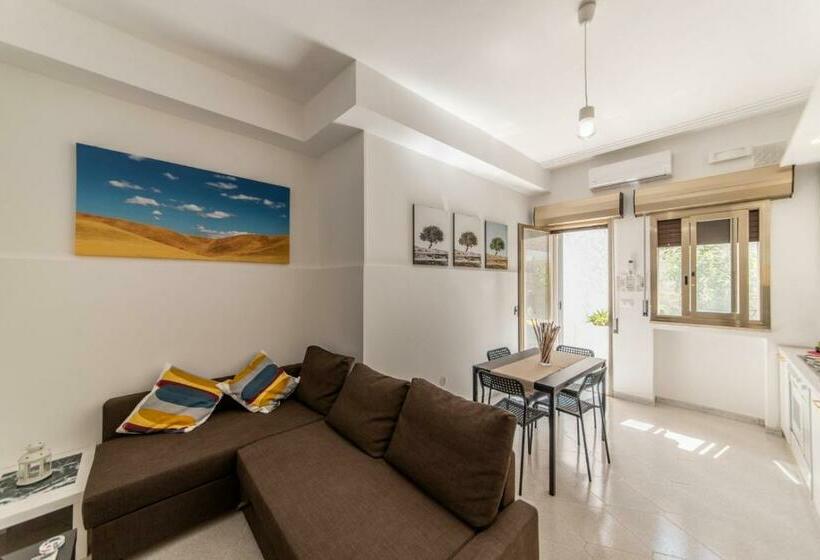 Carlentini House B&b