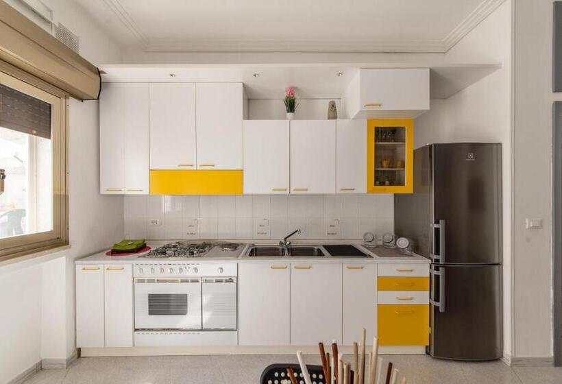 Carlentini House B&b