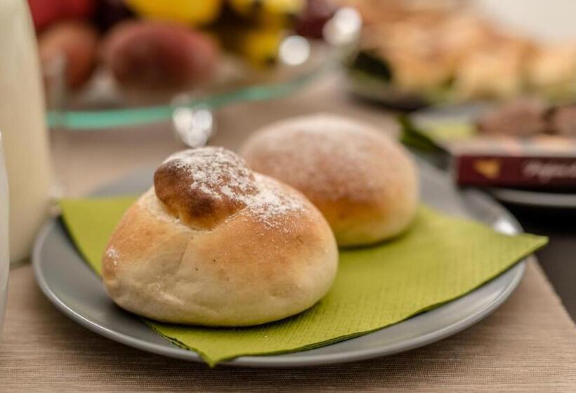 Carlentini House B&b