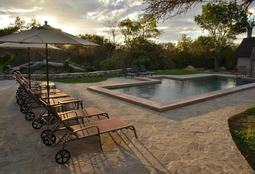 El Pedregal Hotel En La Naturaleza