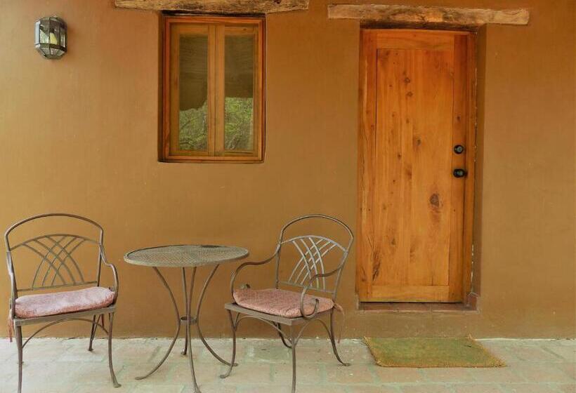 El Pedregal Hotel En La Naturaleza