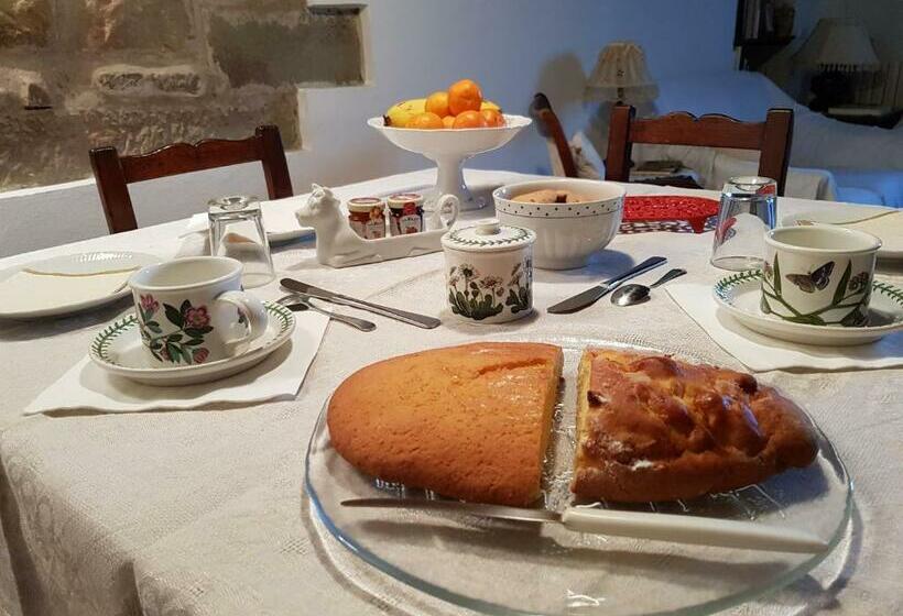 פנסיון B&b La Rocca