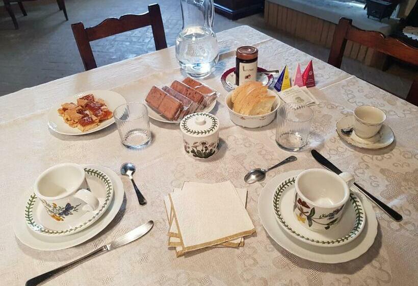 פנסיון B&b La Rocca