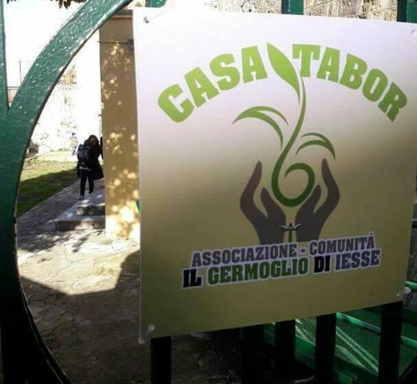 بنسيون Casa Tabor