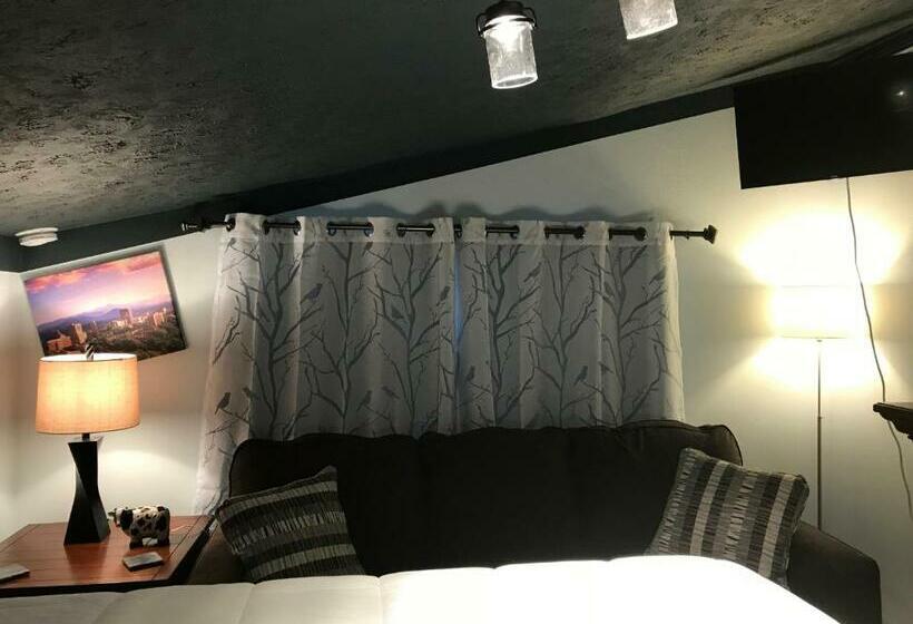 بنسيون Ed & Rosie S Place