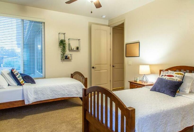 بنسيون Hurricane Hill Home