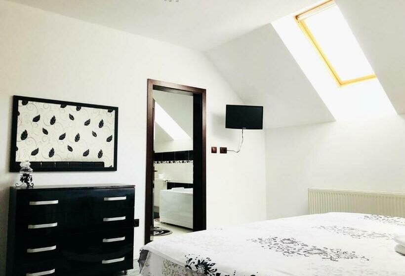 ペンション Ika House