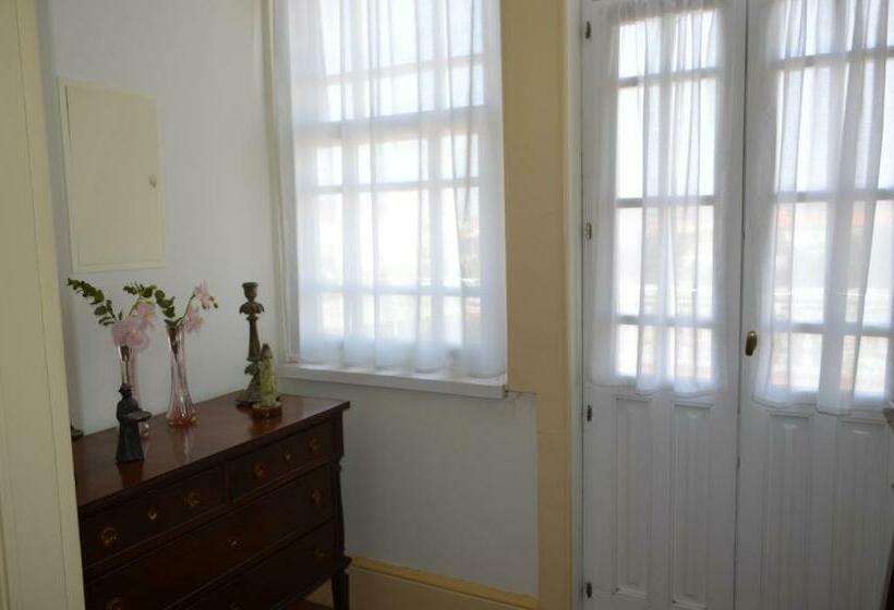 فندق صغير Casa Vermelha