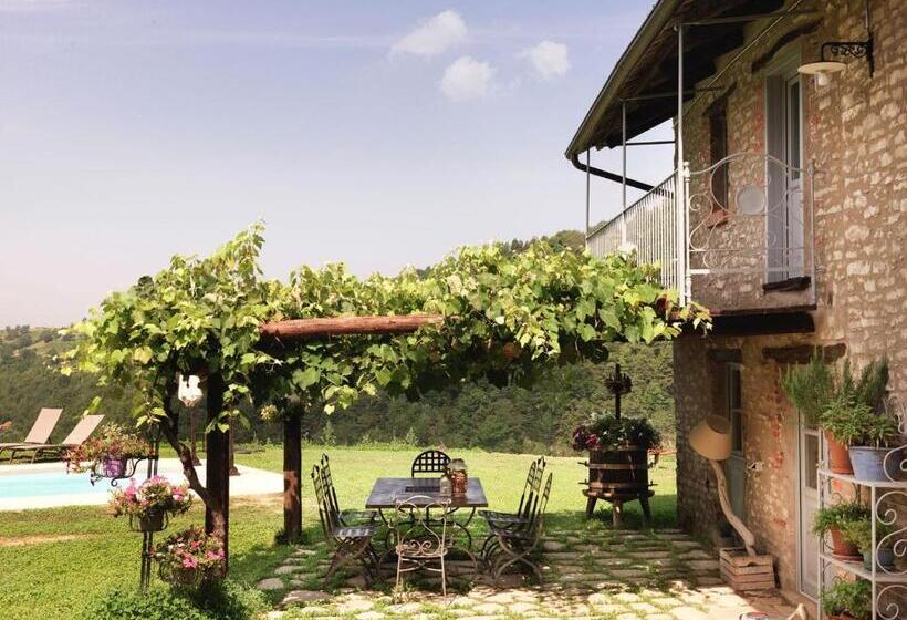 مبيت وإفطار Cascina Facelli   Luxury Country House