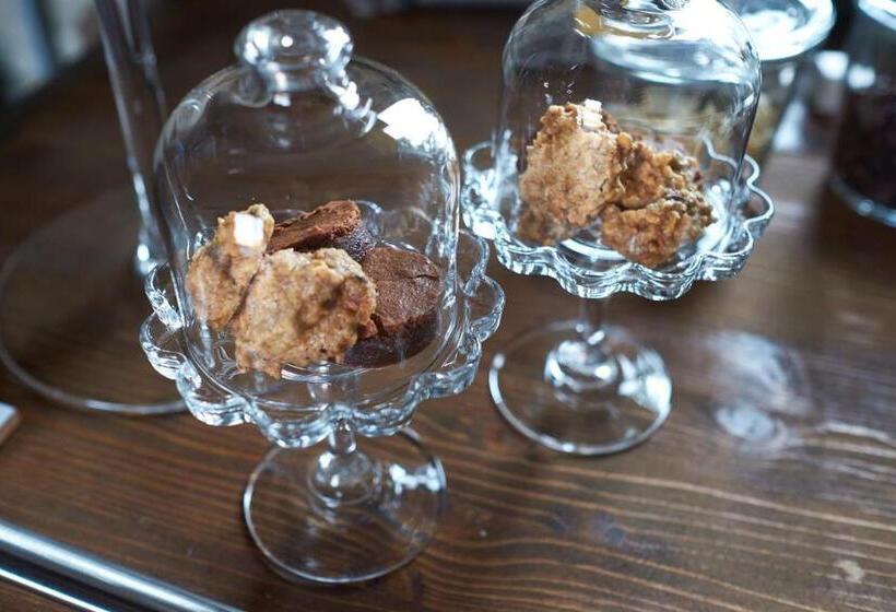 مبيت وإفطار Cascina Facelli   Luxury Country House