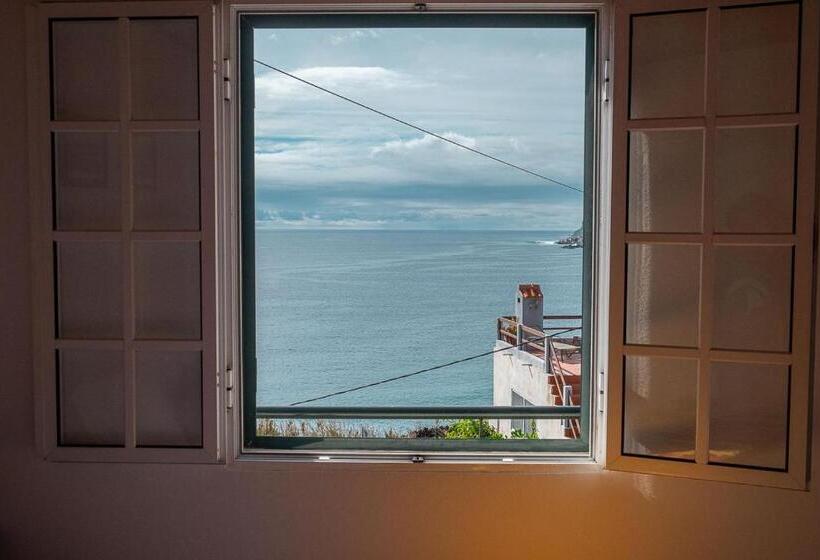 تختخواب و صبحانه Cecília S House