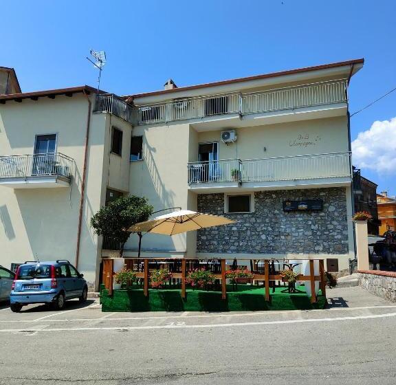 Bed And Breakfast Champagne