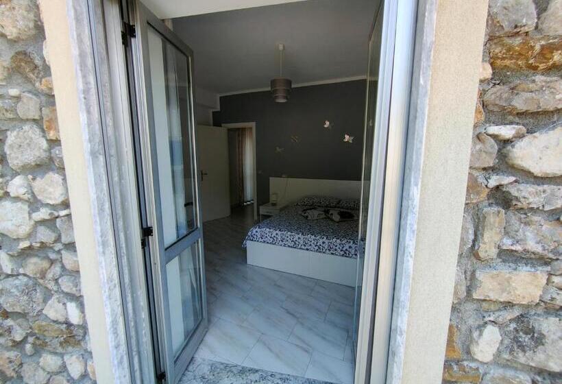 Bed And Breakfast Champagne