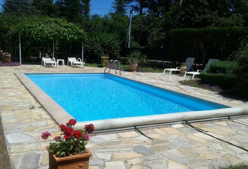 Bed and Breakfast Domaine De Lazuel