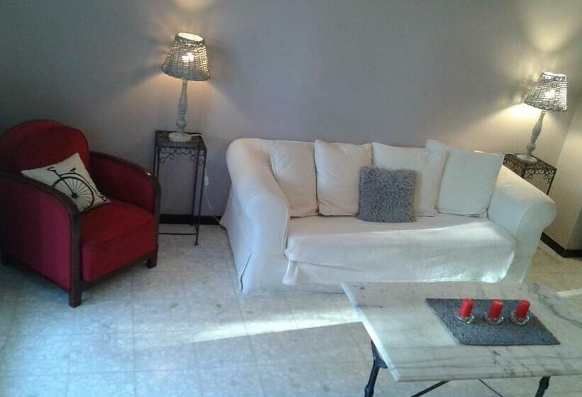 Bed and Breakfast Domaine De Lazuel