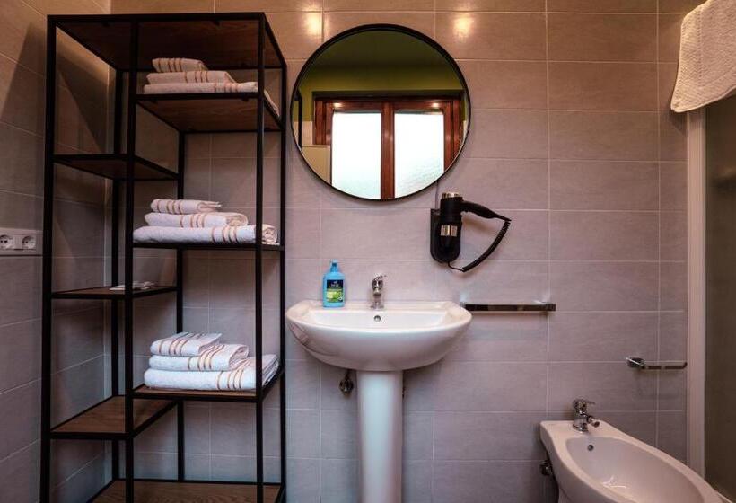 مبيت وإفطار La Rosa Del Rabbi Room&breakfast