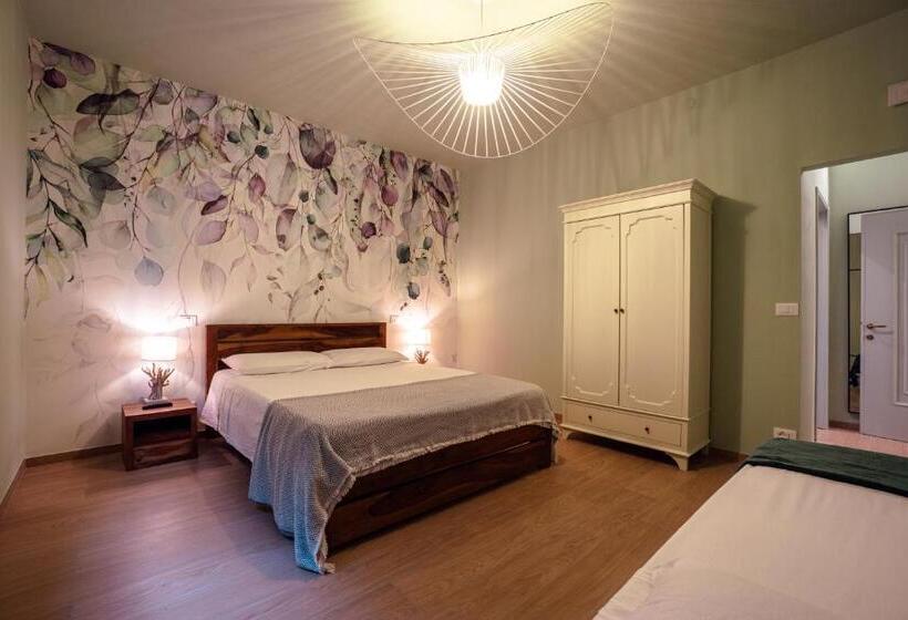 مبيت وإفطار La Rosa Del Rabbi Room&breakfast