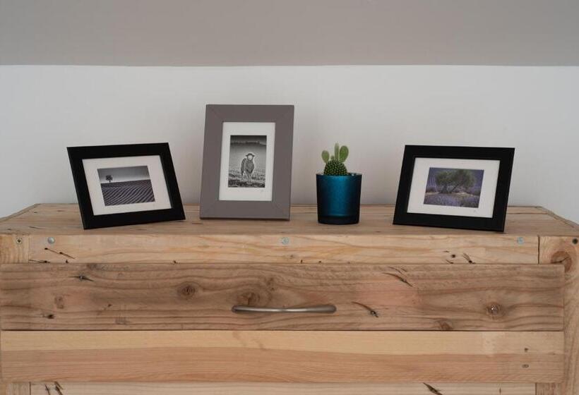 ベッドアンドブレックファースト Le Champ Des Oliviers