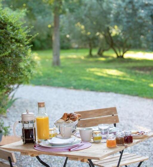 ベッドアンドブレックファースト Le Champ Des Oliviers