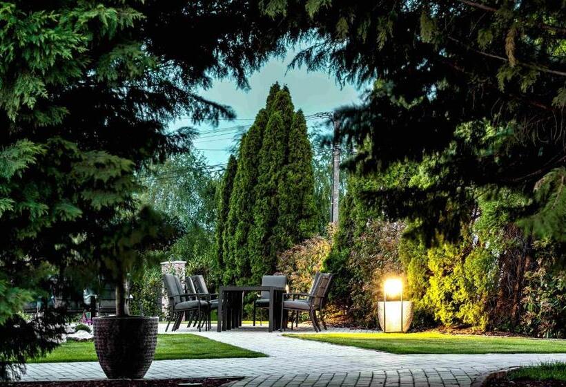 مبيت وإفطار Szent György Kúria