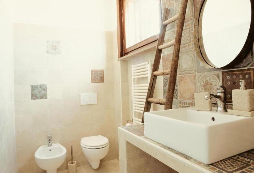 צימר The Bell Tower Lodge