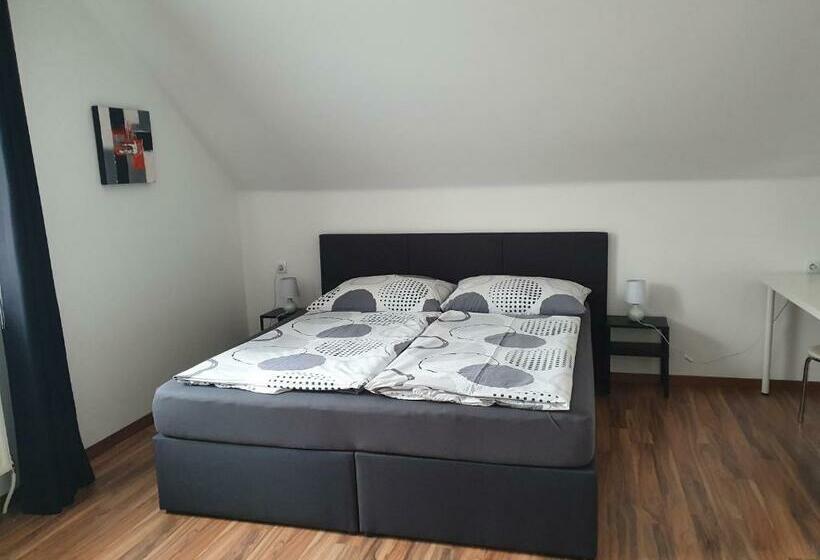 Bogi S Ferienhaus   Pension