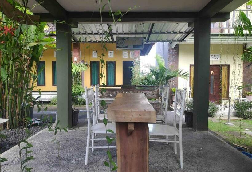 酒店 Oyo 90547 Pondok Saren Anyar