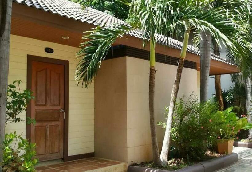 Отель Pluluang Mansion