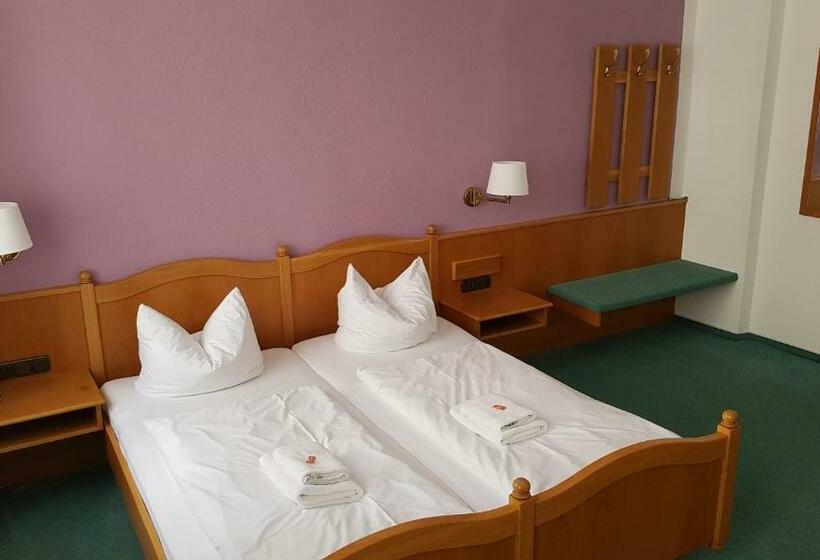 ホテル Sachsenhof