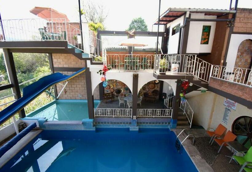 בית מלון כפרי Yara