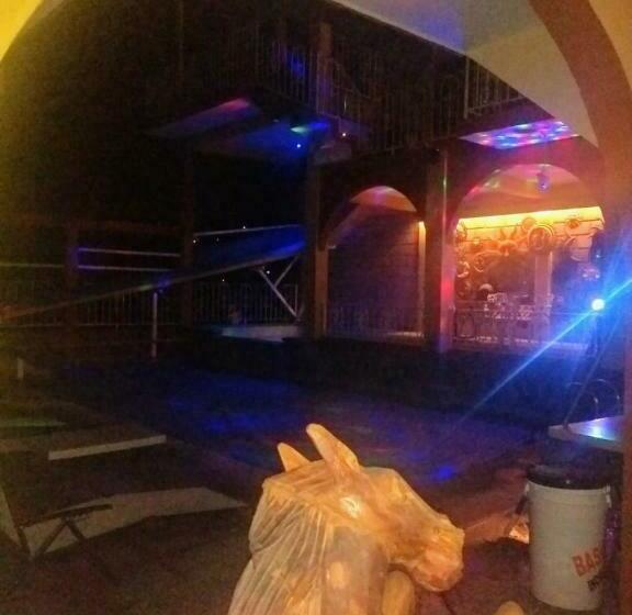 בית מלון כפרי Yara