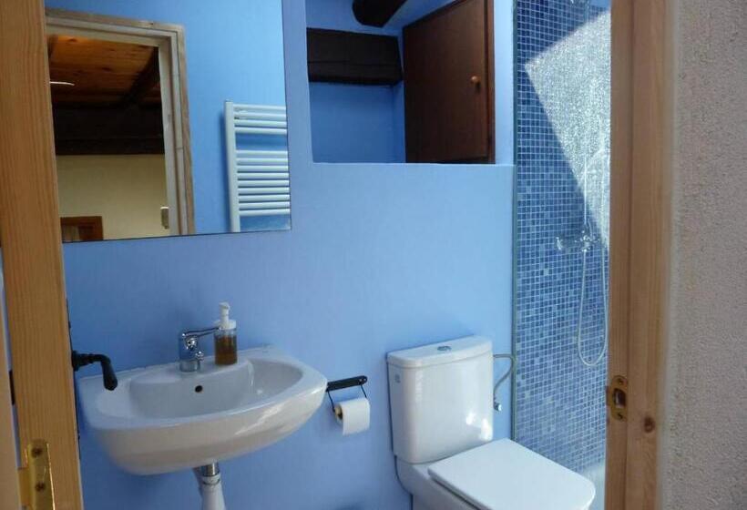 Les Magranes Bed & Breakfast