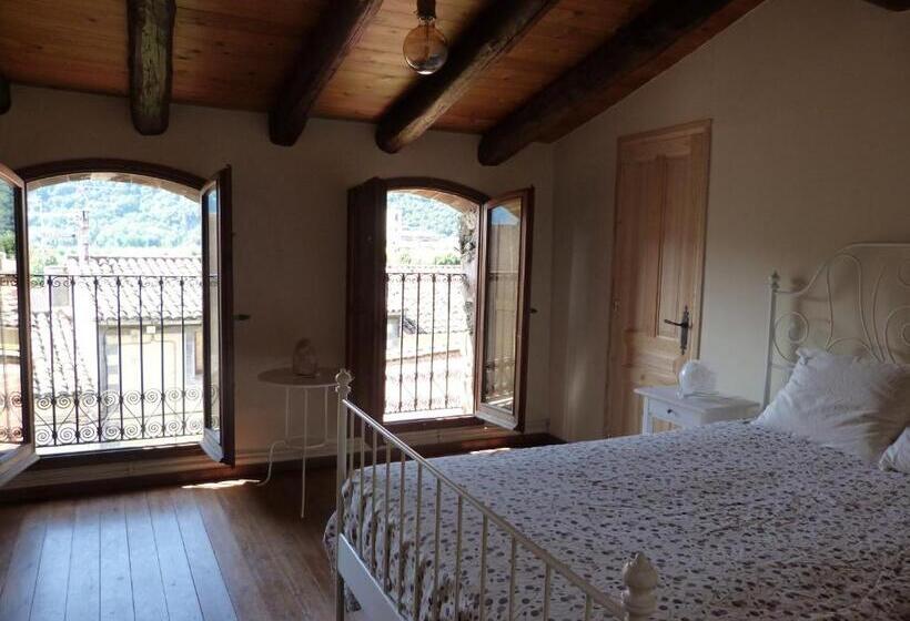 Les Magranes Bed & Breakfast