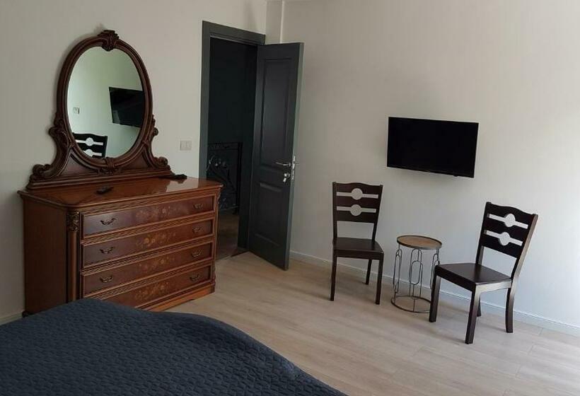 بنسيون Casa Magnolia