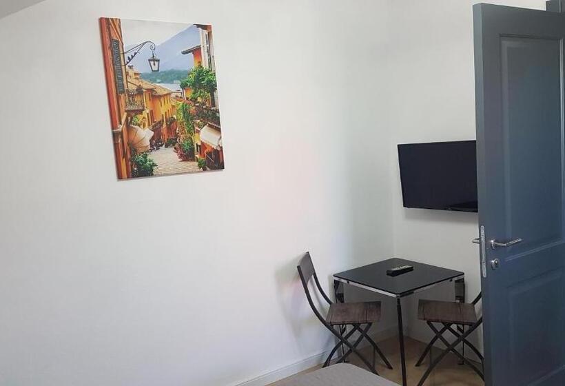 بنسيون Casa Magnolia