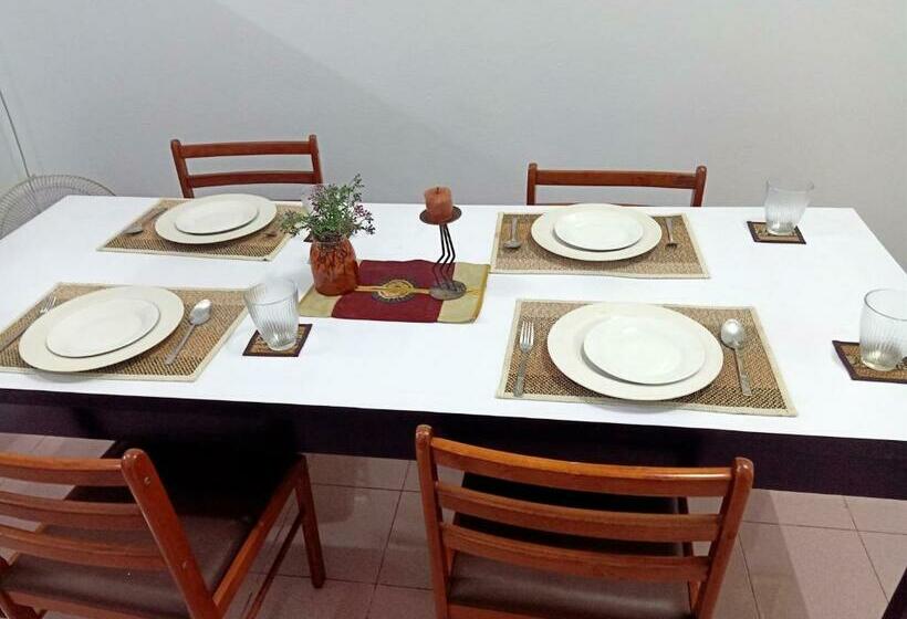 Пансион House 1 For 5 Guests Whole House Not Share