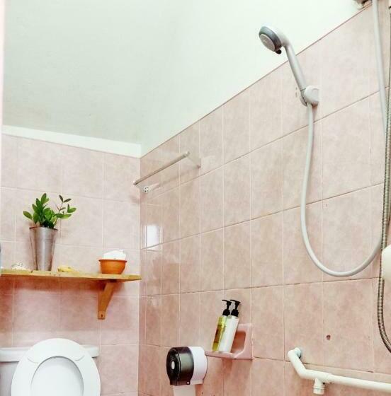 Пансион House 1 For 5 Guests Whole House Not Share