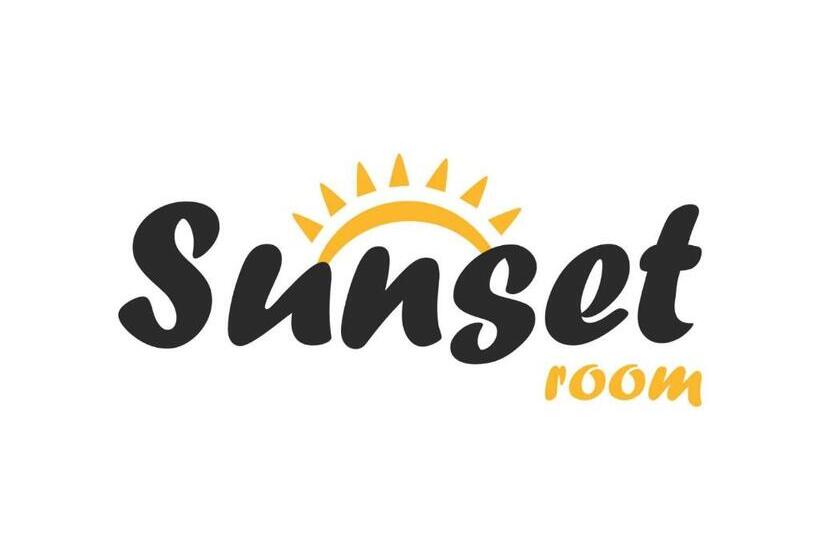پانسیون Sunset Room   Hiking & Beach