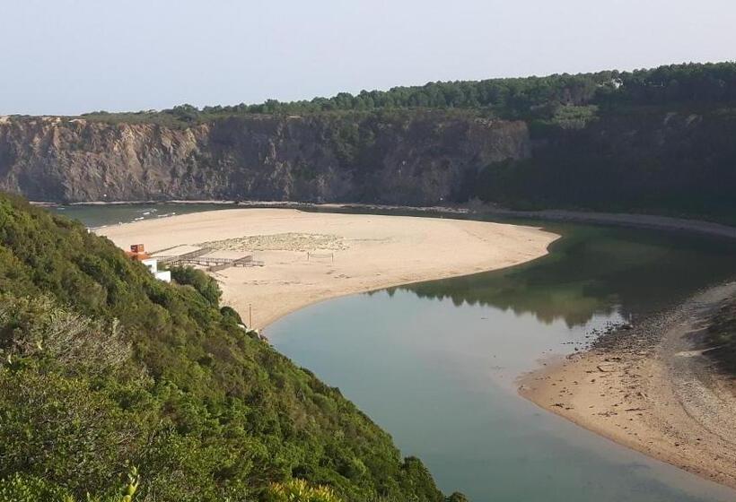 پانسیون Sunset Room   Hiking & Beach