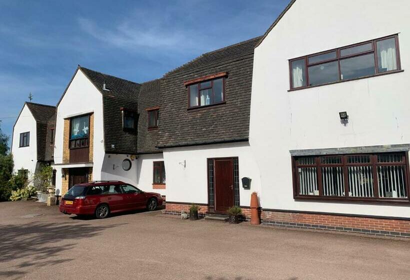 پانسیون White Wings