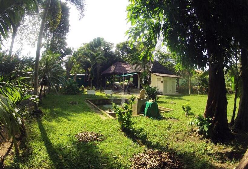 Tropical Paradise Leelawadee Resort