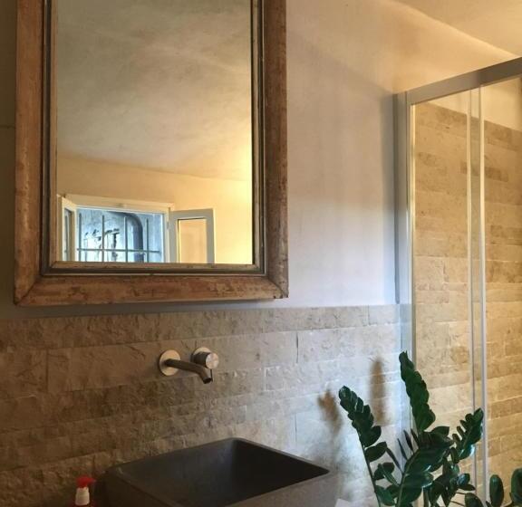 호스텔 Locanda Sottolaluna