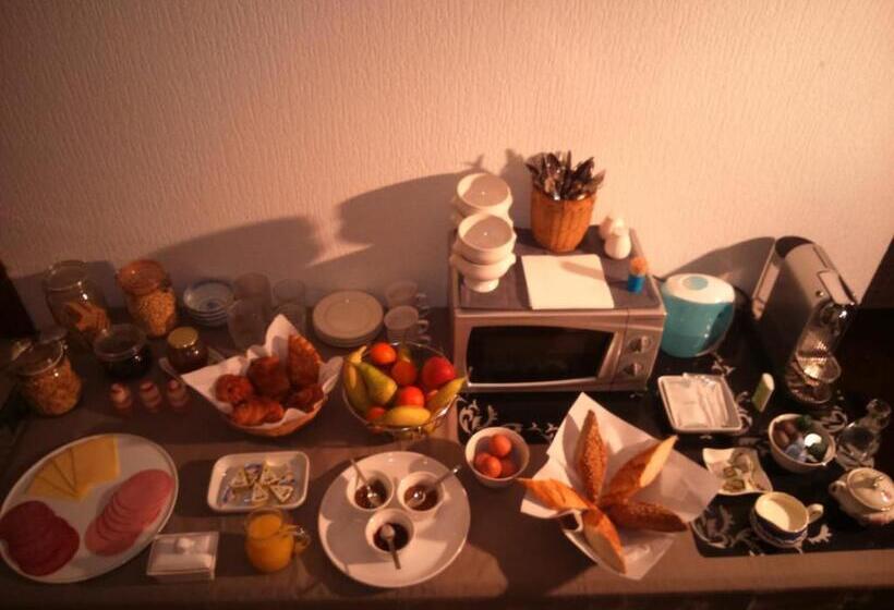 ベッドアンドブレックファースト Cosy Rooms Party Villa