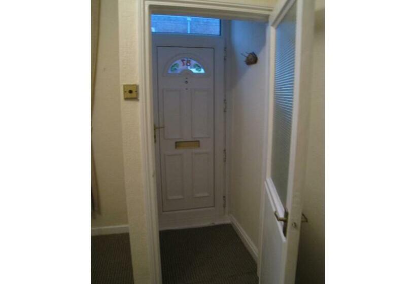 بنسيون Barningham Street