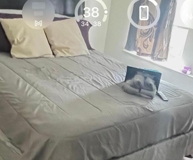 پانسیون Clean, Spacious, Inexpensive Queen Br