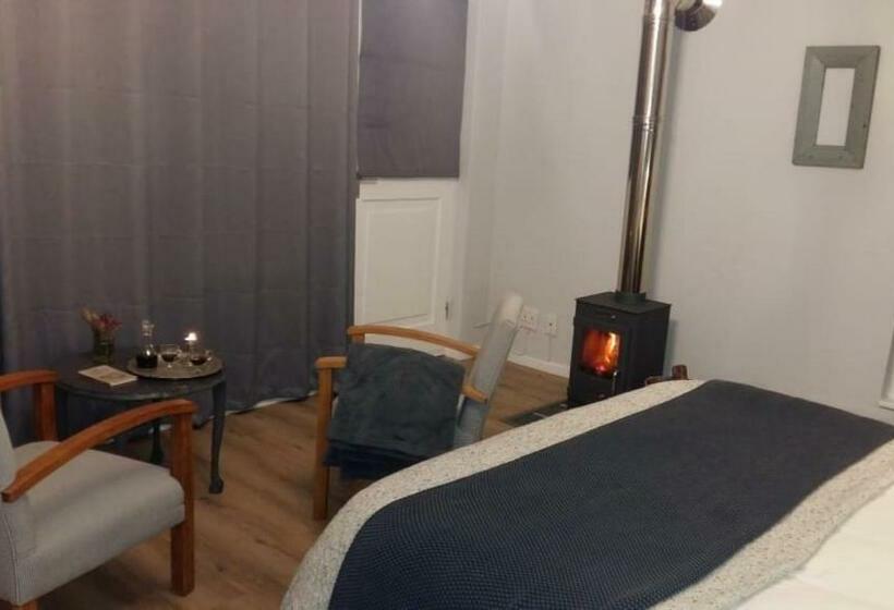 بنسيون Dreamy Beach Room