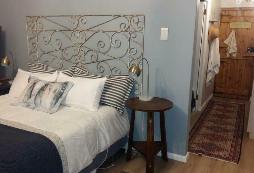 بنسيون Dreamy Beach Room