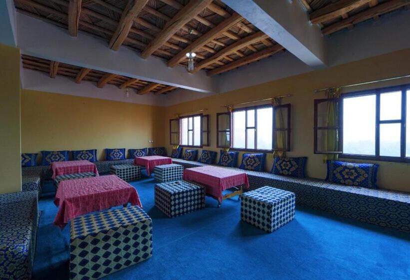 پانسیون Monkey Fingers House By Fatima Mellal