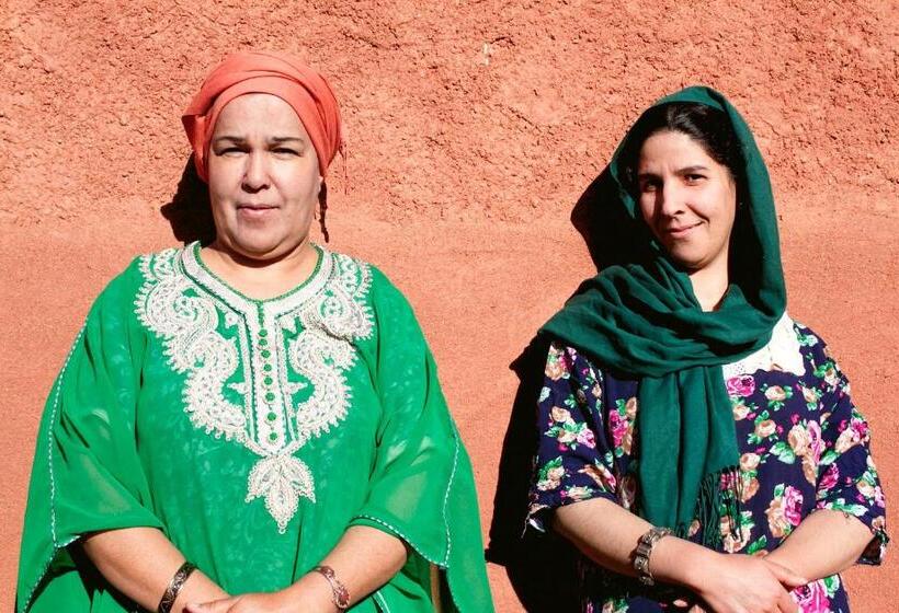 پانسیون Monkey Fingers House By Fatima Mellal