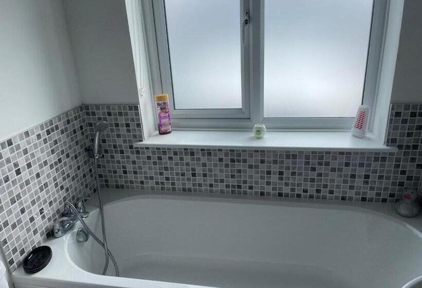 ペンション No1 Guest House